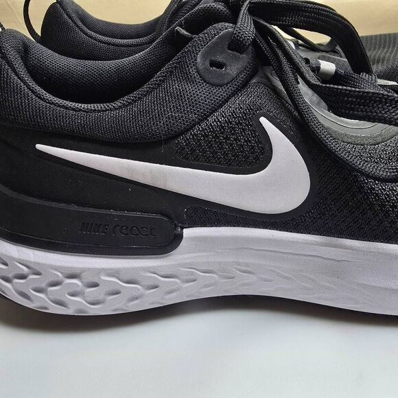 Nike React Miler Mens Running Shoe Black White Size 7.5 - Picture 15 of 15